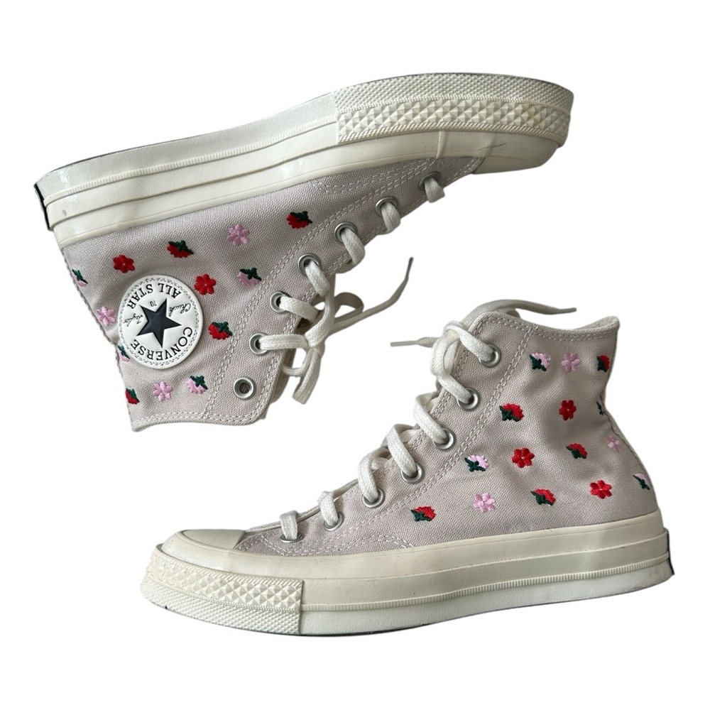 Converse Chuck 70 Floral Embroidery Desert Sand Sneakers